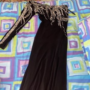 one shoulder gown dress